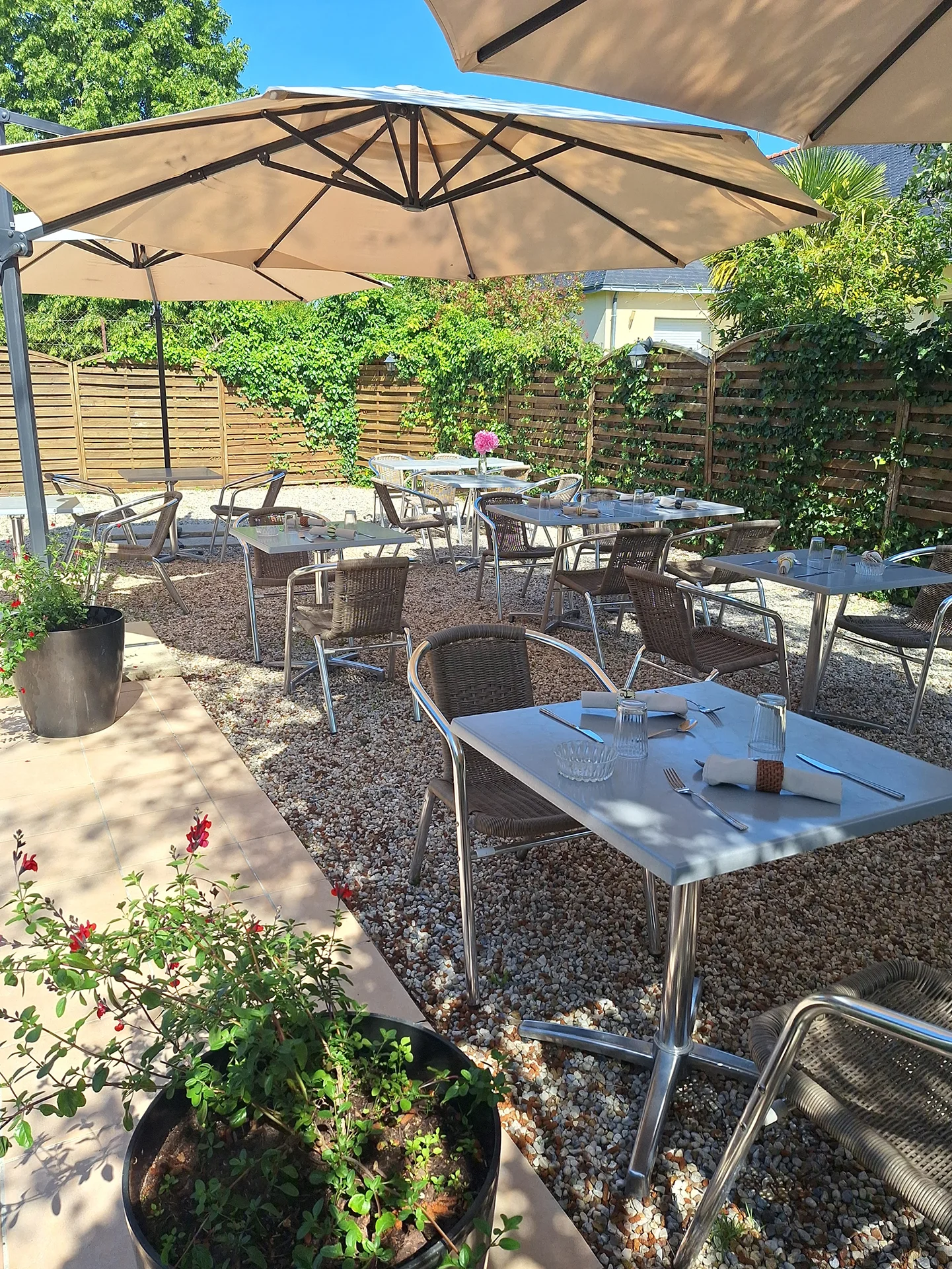 La terrasse du Café Nola